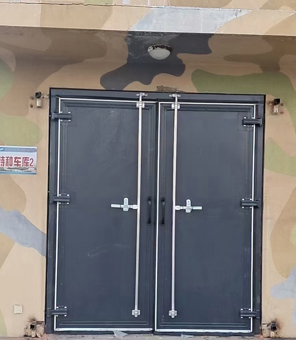 华亭工业平开门 华亭工业平开门