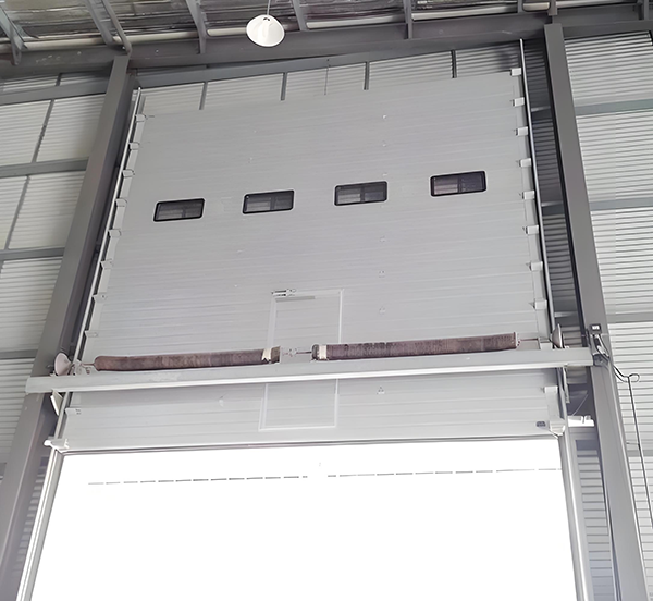 华亭工业滑升门