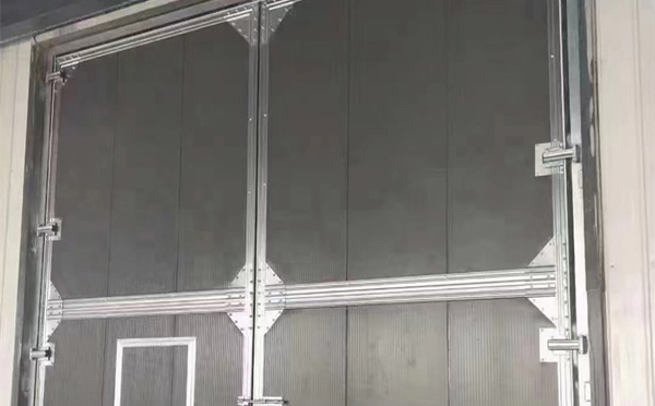 华亭兰州厂房华亭工业门选购与使用指南：打造高效安全的生产环境