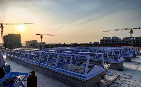 消防华亭排烟窗工作原理