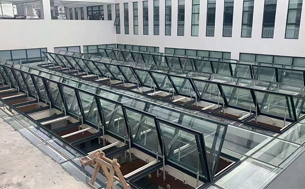 百安科技有限公司近期华亭排烟窗项目案例分享 百安科技有限公司近期华亭排烟窗项目案例分享