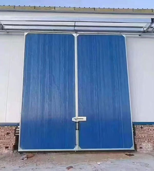 华亭工业门在大型仓储物流通道中的应用实例