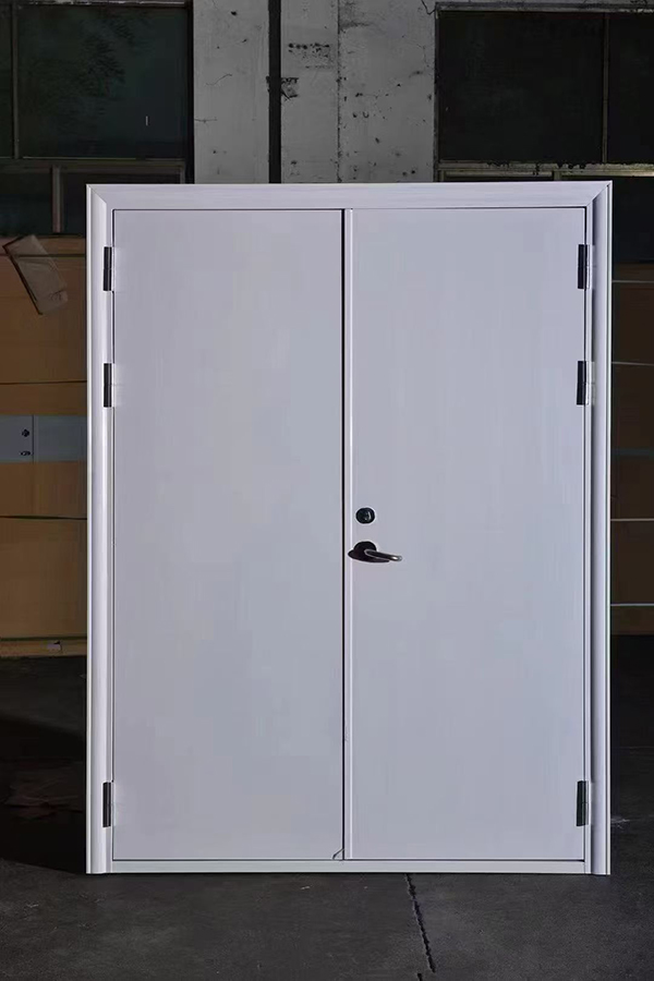 酒店项目完成公共区域华亭防火门布设